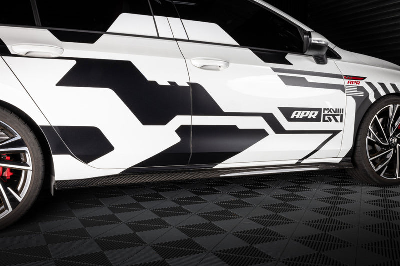 APR Carbon Fiber Side Skirts - MS100240