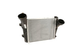 Aluminum car radiator with black plastic end tanks for European vehicles
