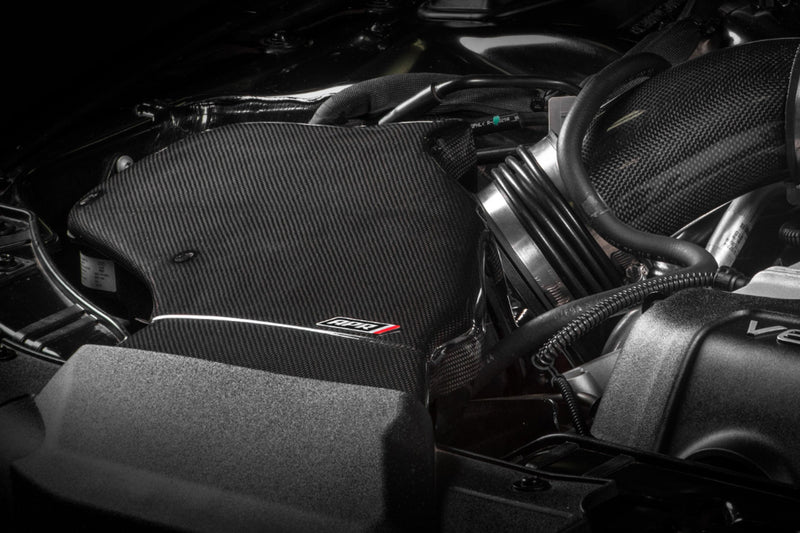 APR Closed Carbon Fiber Intake - CI100023